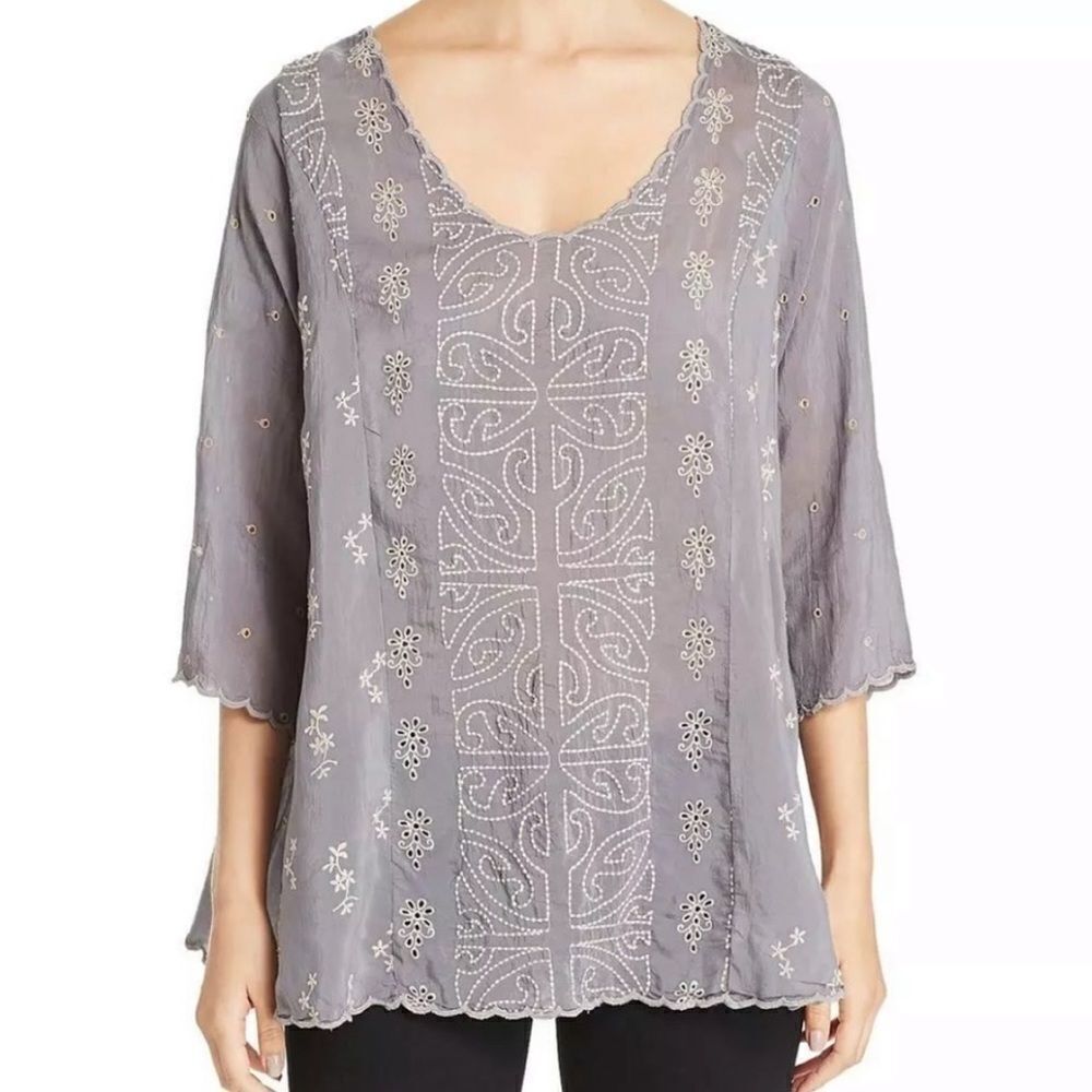 Johnny Was Ridden Embroidered Scallop Trim Blouse - Picture 3 of 8